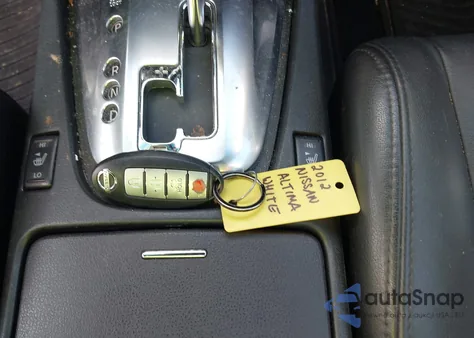 2012 Nissan Altima 2.5 S из США, поврежденный, VIN 1N4AL2AP4CC135753